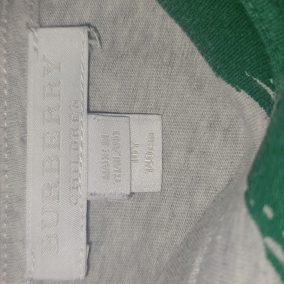 Burberry Kids Boys Girls Blue t shirt Size 10-12 - Picture 2 of 2